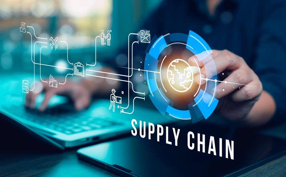Supply Chain Management &mdash; shipping containers and freight